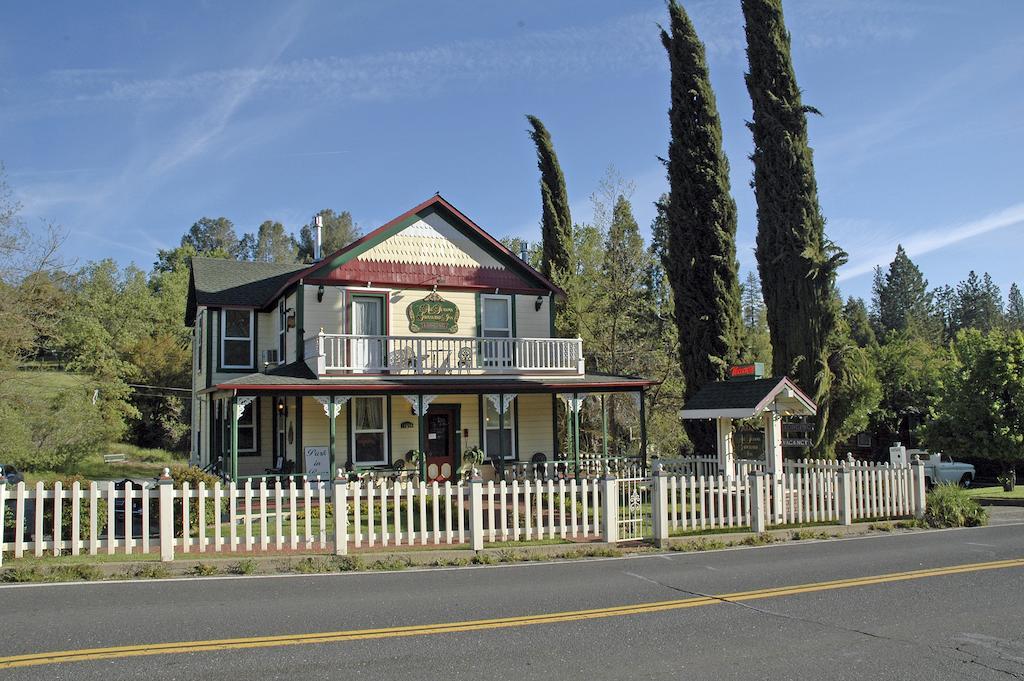 All Seasons Groveland Inn Esterno foto
